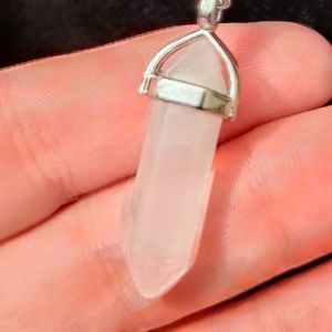 Rin's Unique Boutique - Pink - Rose Quartz Pendant - Necklace